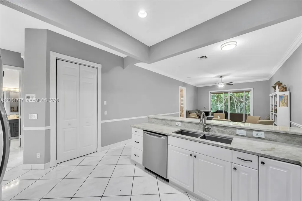 8908 NW 40th Street Coral Springs FL 33065