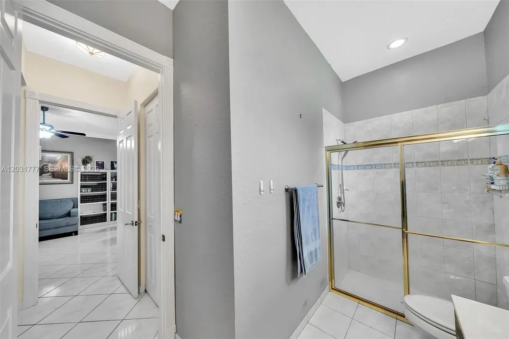 8908 NW 40th Street Coral Springs FL 33065