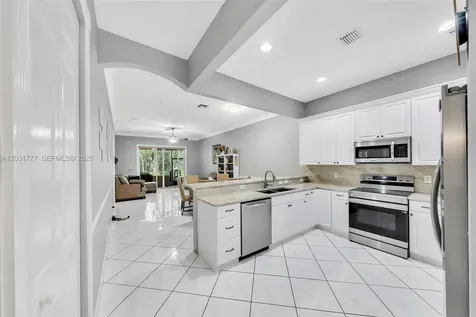 8908 NW 40th Street Coral Springs FL 33065