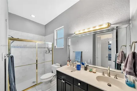 8908 NW 40th Street Coral Springs FL 33065