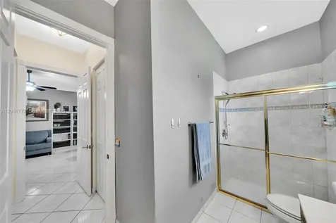 8908 NW 40th Street Coral Springs FL 33065