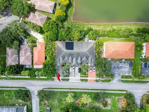 8908 NW 40th Street Coral Springs FL 33065