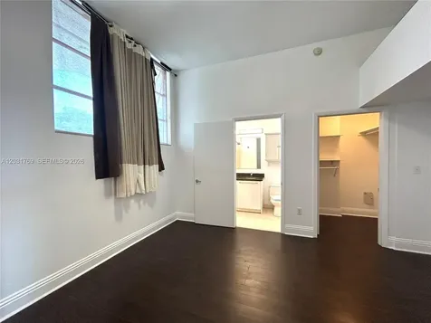 7934 West Drive North Bay Village FL 33141