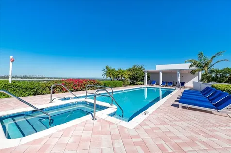 7934 West Drive North Bay Village FL 33141