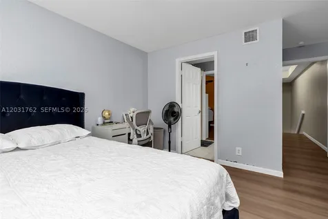 3892 Tree Top Drive Weston FL 33332