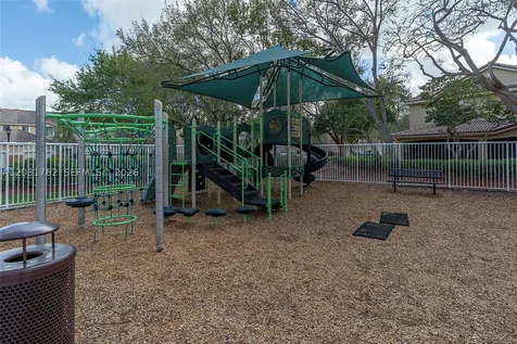 3892 Tree Top Drive Weston FL 33332