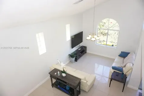 1057 SE 6th Avenue Dania Beach FL 33004