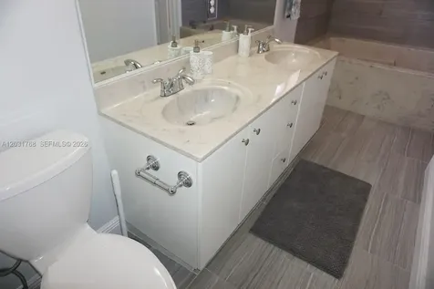 1057 SE 6th Avenue Dania Beach FL 33004