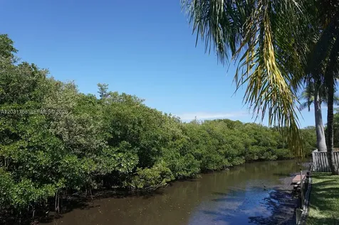 1057 SE 6th Avenue Dania Beach FL 33004