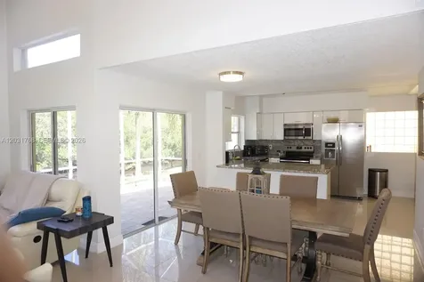 1057 SE 6th Avenue Dania Beach FL 33004