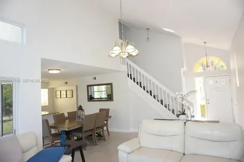 1057 SE 6th Avenue Dania Beach FL 33004