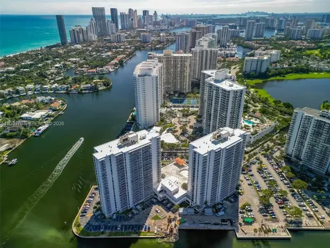 20505 E Country Club Drive Aventura FL 33180