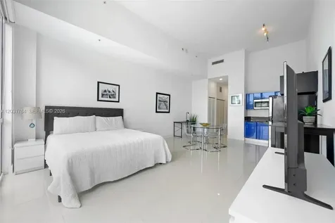 253 NE 2nd Street Miami FL 33132