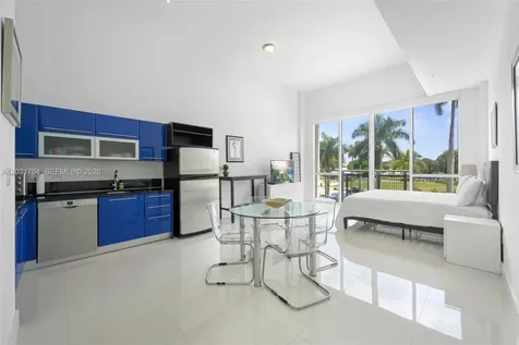 253 NE 2nd Street Miami FL 33132