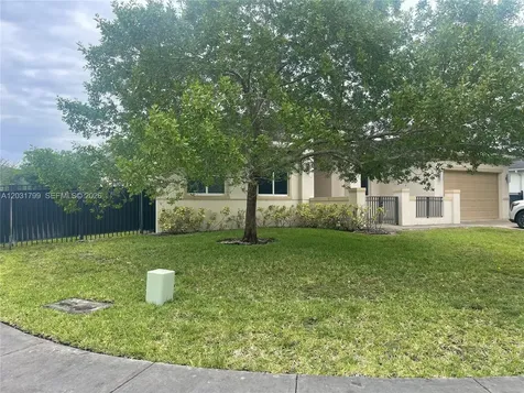 19701 SW 84th Court Cutler Bay FL 33189