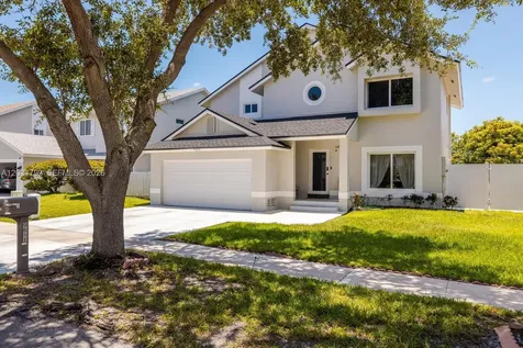 9650 SW 9th Court Pembroke Pines FL 33025