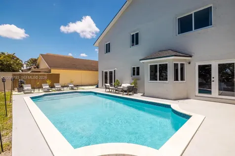 9650 SW 9th Court Pembroke Pines FL 33025
