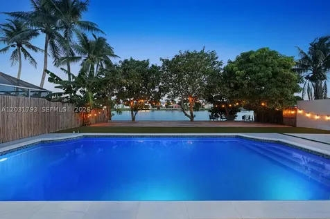9650 SW 9th Court Pembroke Pines FL 33025