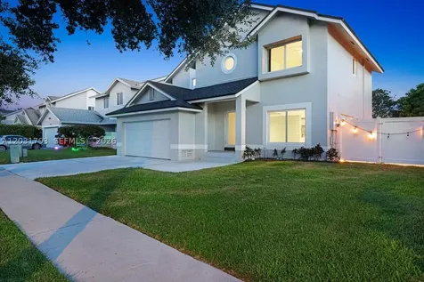 9650 SW 9th Court Pembroke Pines FL 33025