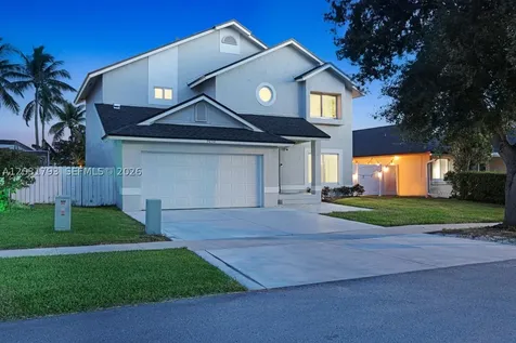 9650 SW 9th Court Pembroke Pines FL 33025