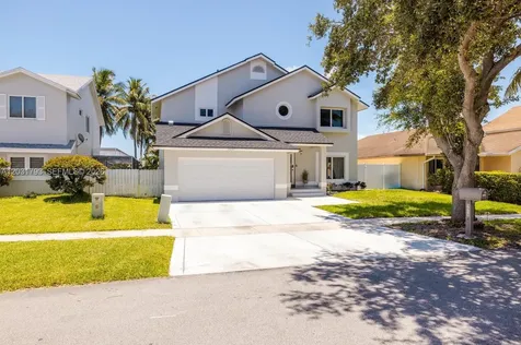 9650 SW 9th Court Pembroke Pines FL 33025
