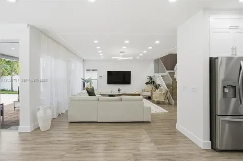 19185 NW 22nd Street Pembroke Pines FL 33029