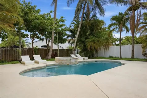 19185 NW 22nd Street Pembroke Pines FL 33029