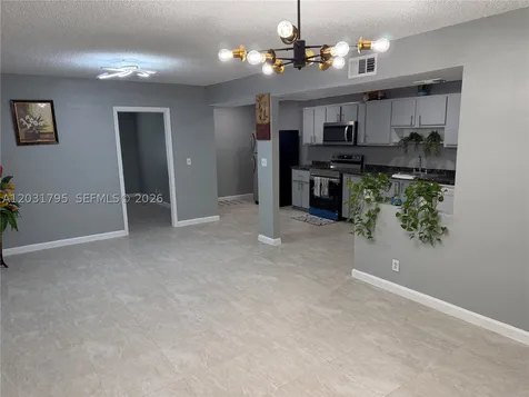 2698 NW 60th Way Sunrise FL 33313