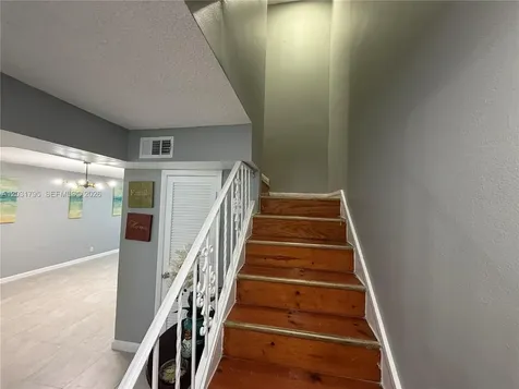 2698 NW 60th Way Sunrise FL 33313
