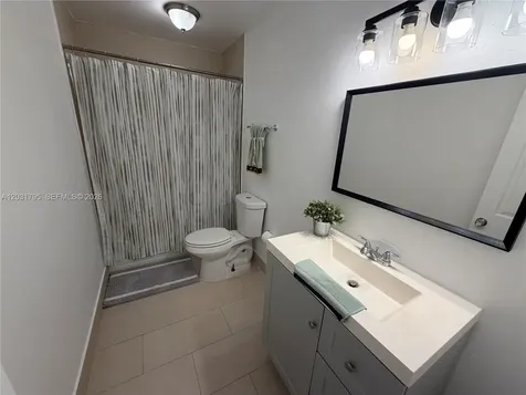 2698 NW 60th Way Sunrise FL 33313