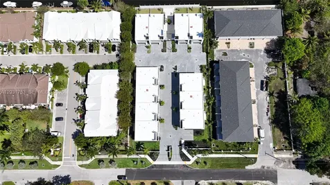 4636 SW 32nd Avenue Dania Beach FL 33312