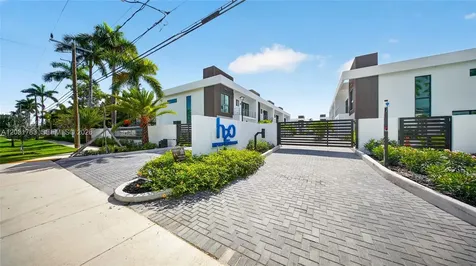4636 SW 32nd Avenue Dania Beach FL 33312