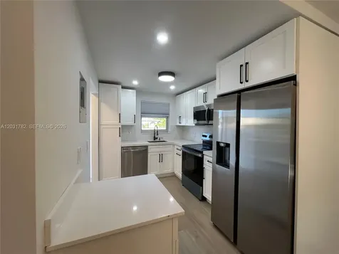 609 S State Road 7 Margate FL 33068