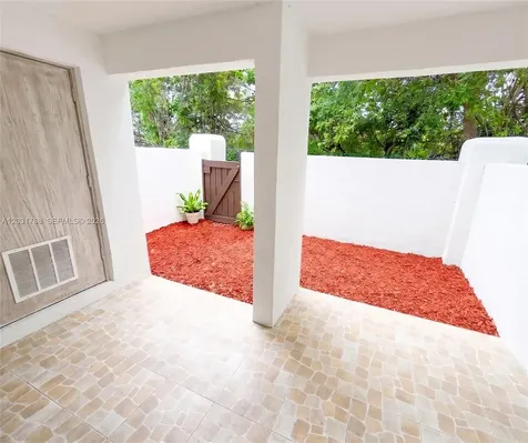 9070 SW 125th Avenue Miami FL 33186