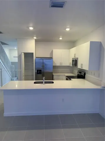 2655 SE 28 Homestead FL 33035