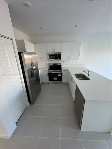 2655 SE 28 Homestead FL 33035