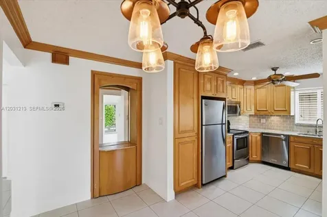 9349 NW 47th Street Sunrise FL 33351