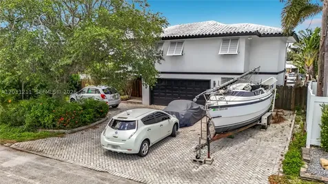 2216 NE 18th Avenue Wilton Manors FL 33305
