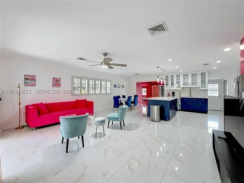 2216 NE 18th Avenue Wilton Manors FL 33305