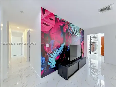 2216 NE 18th Avenue Wilton Manors FL 33305