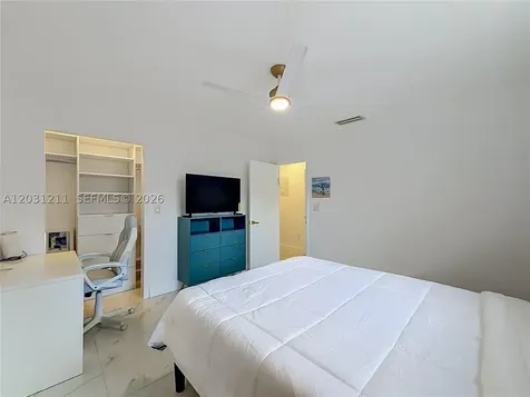 2216 NE 18th Avenue Wilton Manors FL 33305