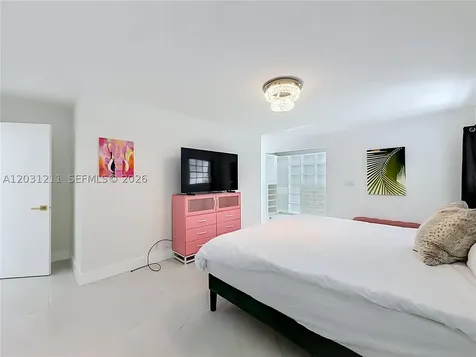 2216 NE 18th Avenue Wilton Manors FL 33305
