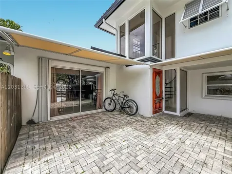2216 NE 18th Avenue Wilton Manors FL 33305