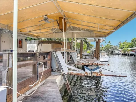 2216 NE 18th Avenue Wilton Manors FL 33305
