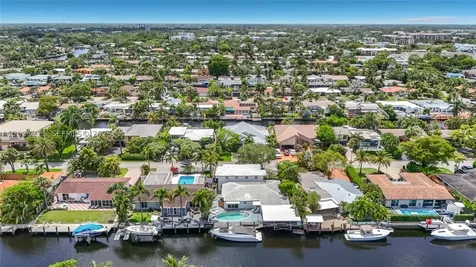 2216 NE 18th Avenue Wilton Manors FL 33305