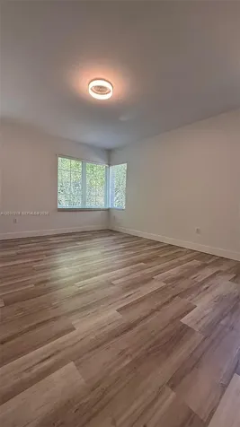 729 Meridian Avenue Miami Beach FL 33139