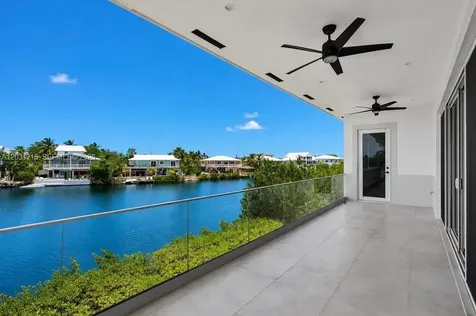 38 N Bounty Lane Key Largo FL 33037