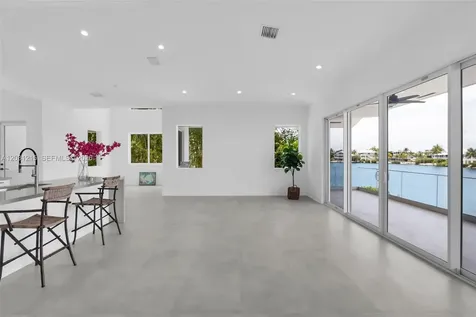 38 N Bounty Lane Key Largo FL 33037