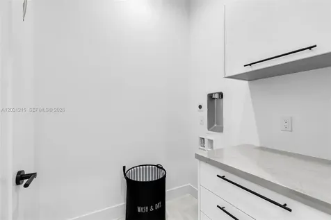 38 N Bounty Lane Key Largo FL 33037
