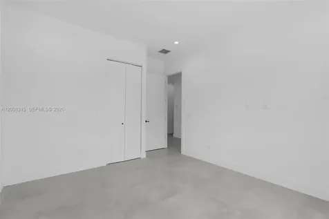 38 N Bounty Lane Key Largo FL 33037